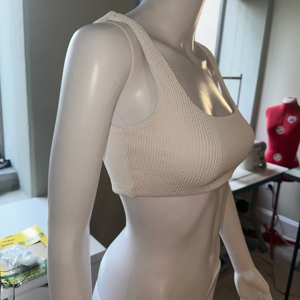 White Ribbed Crop Top - Picture 8 of 9